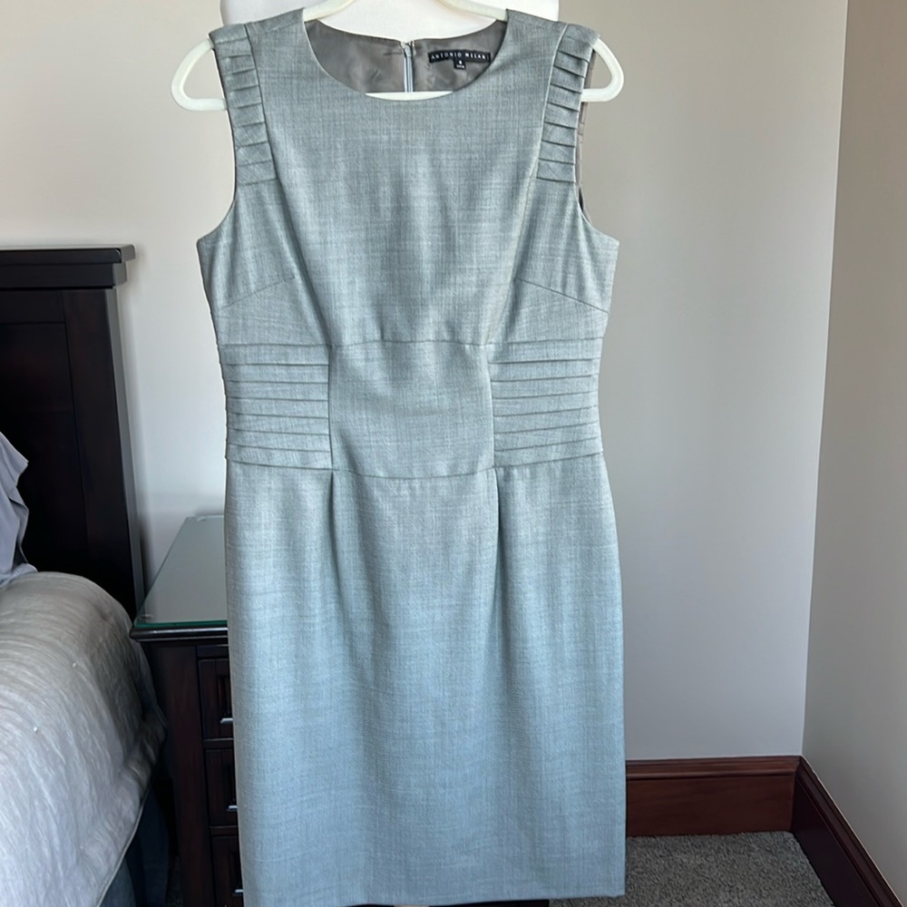 CLASSIC SHEATH DRESS